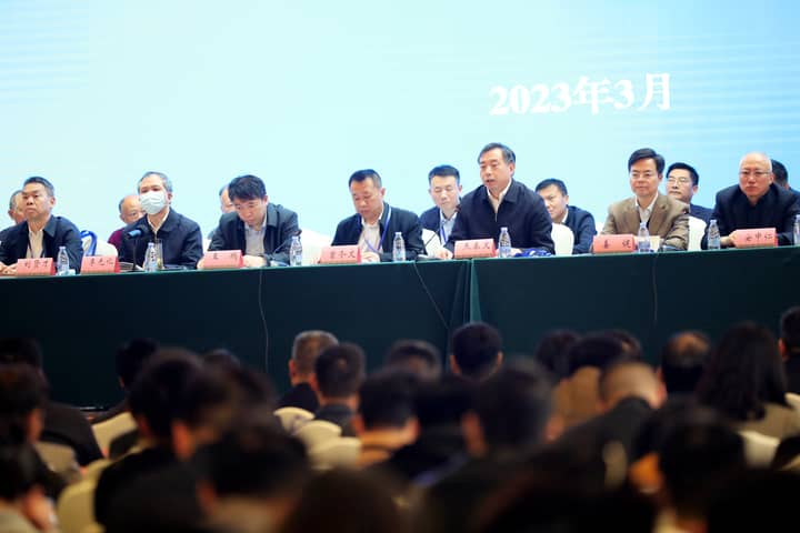 吉林上善若水,神工鬼斧-易天时代承建湖北水利水电行业协会系统开发及推广运营